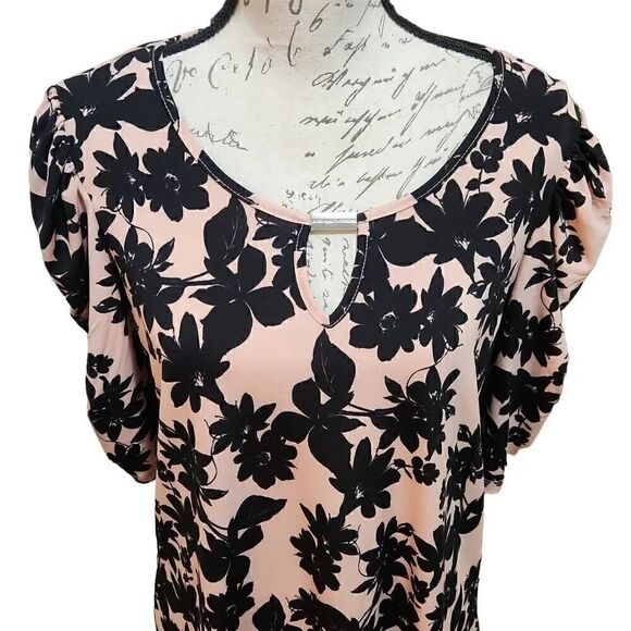 Adrienne Vittadini Ladies Pink & Black Floral Ruched Elbow Sleeve Blouse - Size - Picture 6 of 9